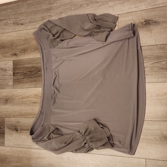 Torrid Woman Top - Picture 1 of 4